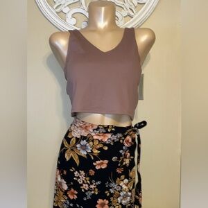 All in Motion women’s large top bra crop neck flex light brown NWT athletic